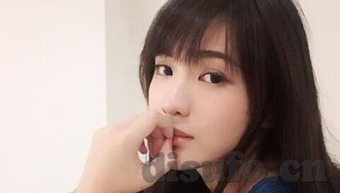 精品人妻一区二区三区四区在线-探索网络世界的多元视角，网络内容与个人成长的平衡之道